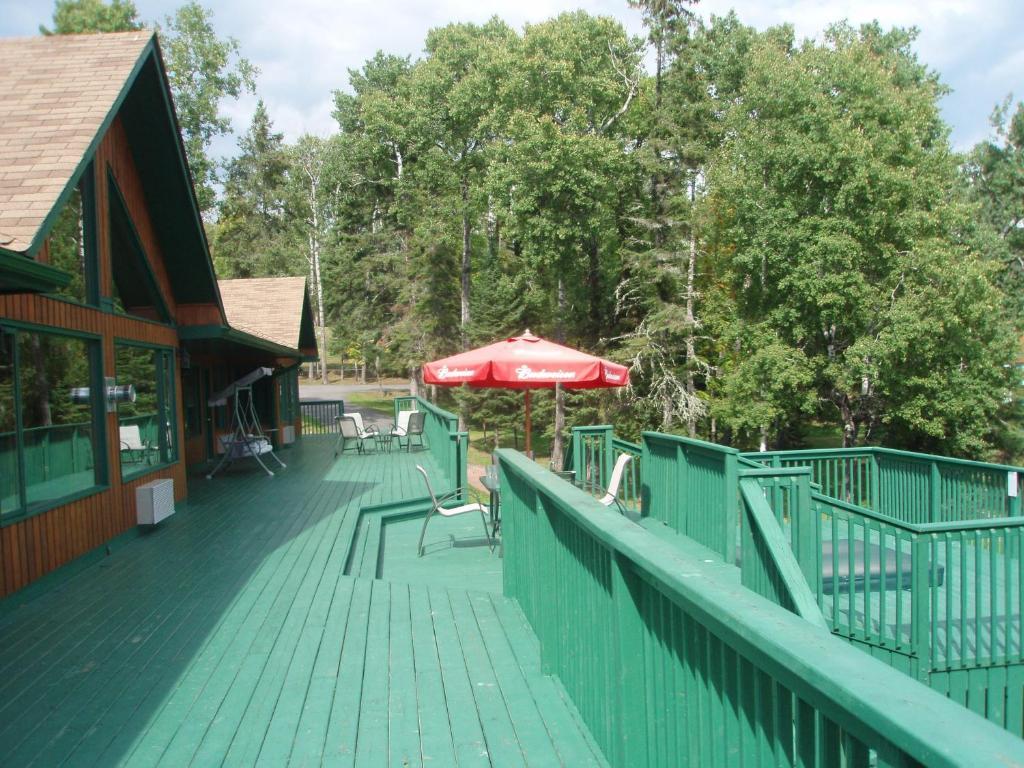 Totem Resorts Sioux Narrows Bilik gambar