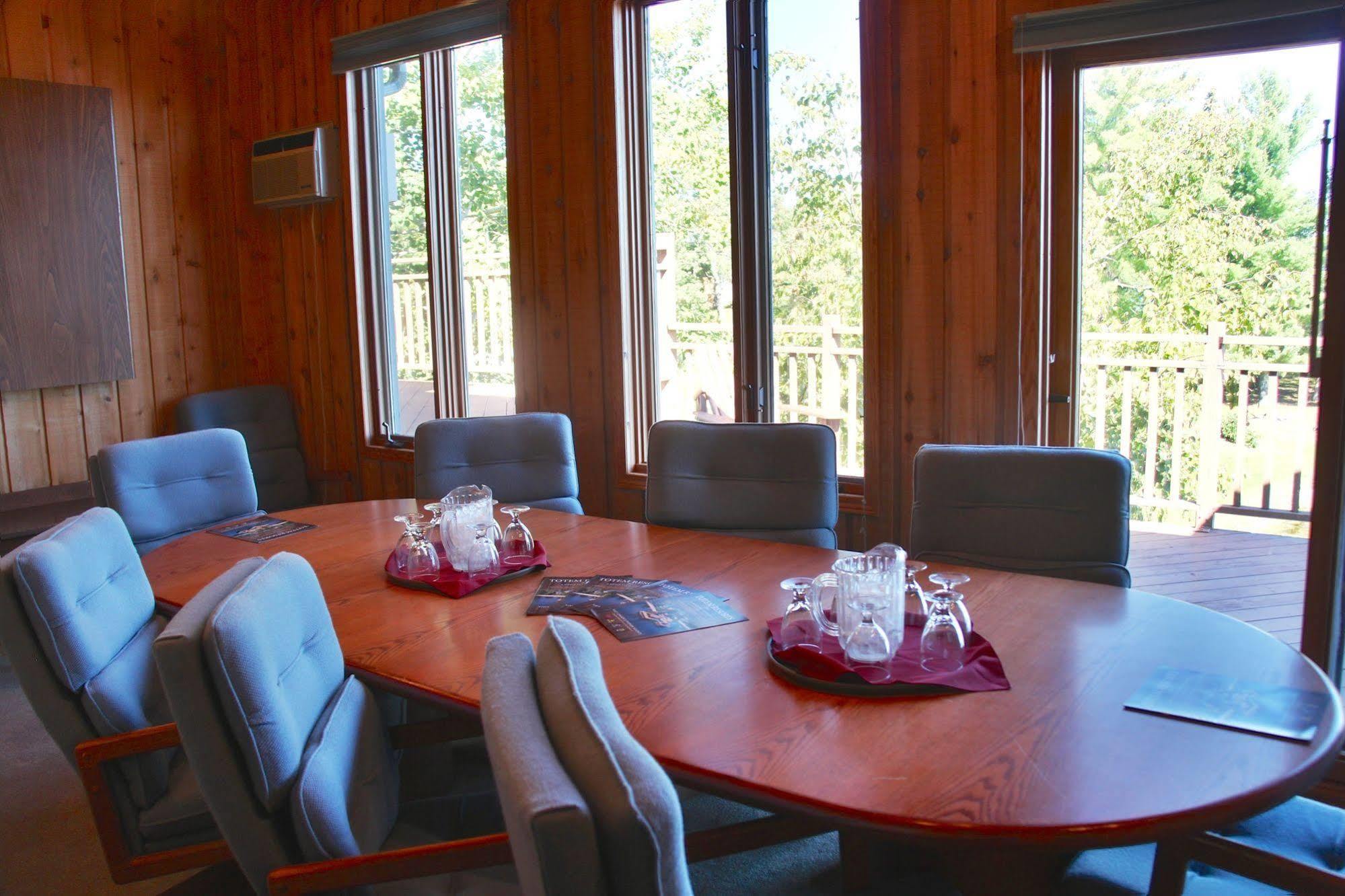 Totem Resorts Sioux Narrows Luaran gambar